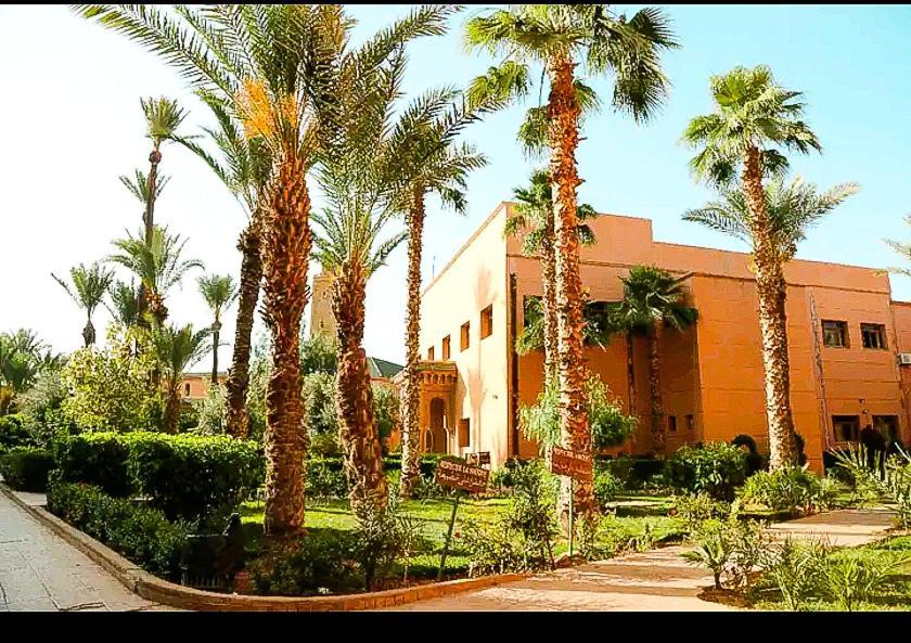 Riad Traditionnel De Charme 3 Chambres 马拉喀什 外观 照片